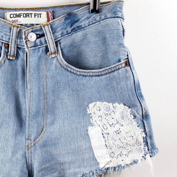 Levi’s Vintage Levi’s Jean Shorts with Lace Patch - Picture 2 of 7